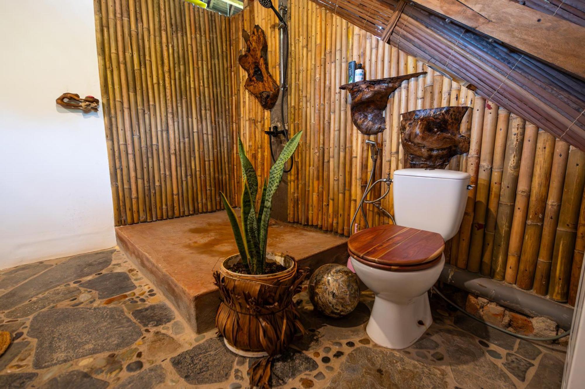 Shambala Madagascar: Beachfront Lodge And Adventures Ambolobozo Zewnętrze zdjęcie